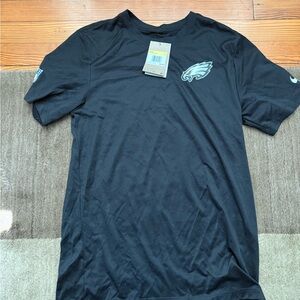 Black Men's dri Fit Nike Eagles T-Shirt with Logo S NWT